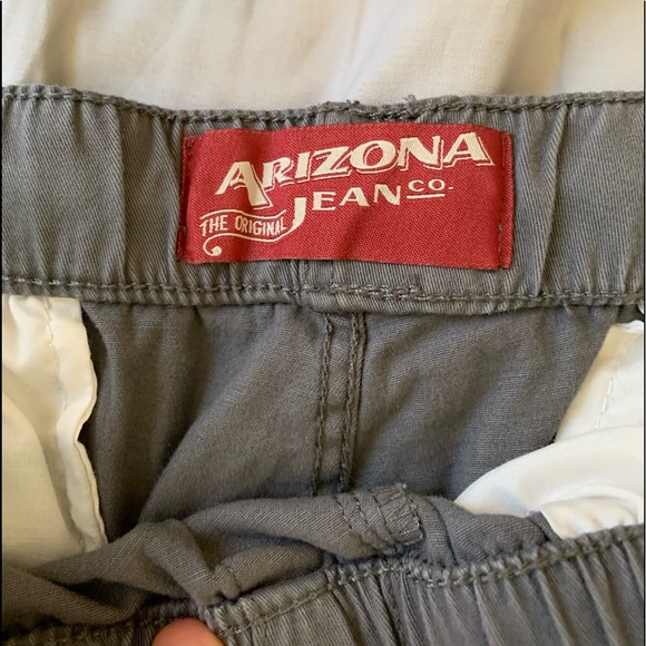 LIKE NEW Arizona joggers - Picture 4 of 5